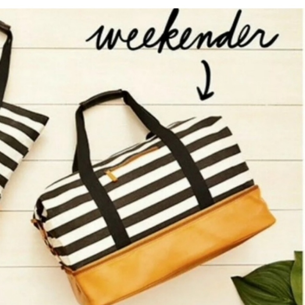 JM Wechter For DSW Black & White Stripe Weekender Tote Bag Shoulder & Hand Strap - Picture 7 of 7